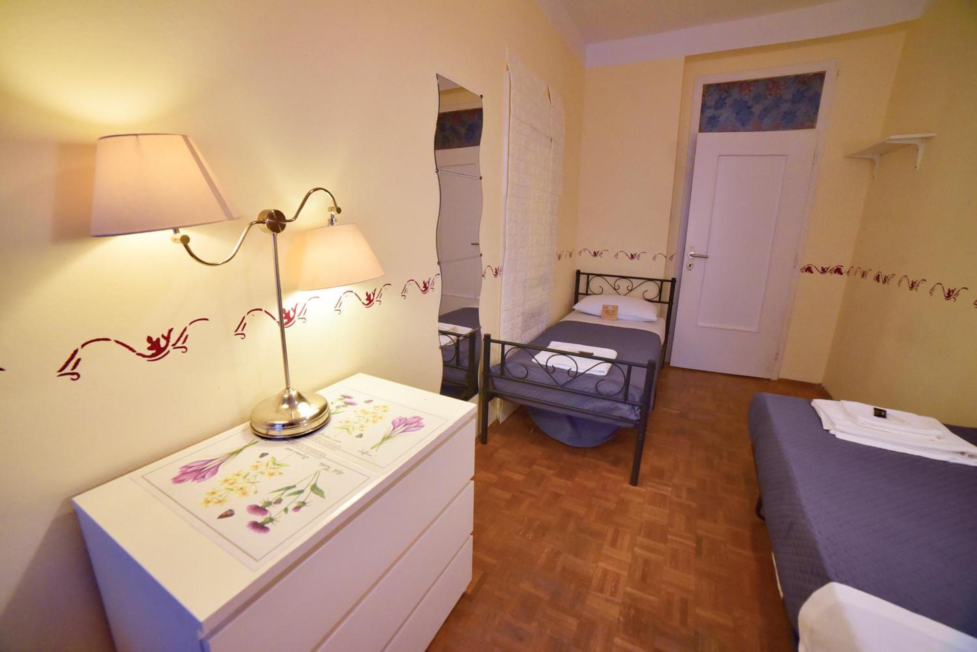 Barcolana Lodge - Hostel Trieste Dış mekan fotoğraf